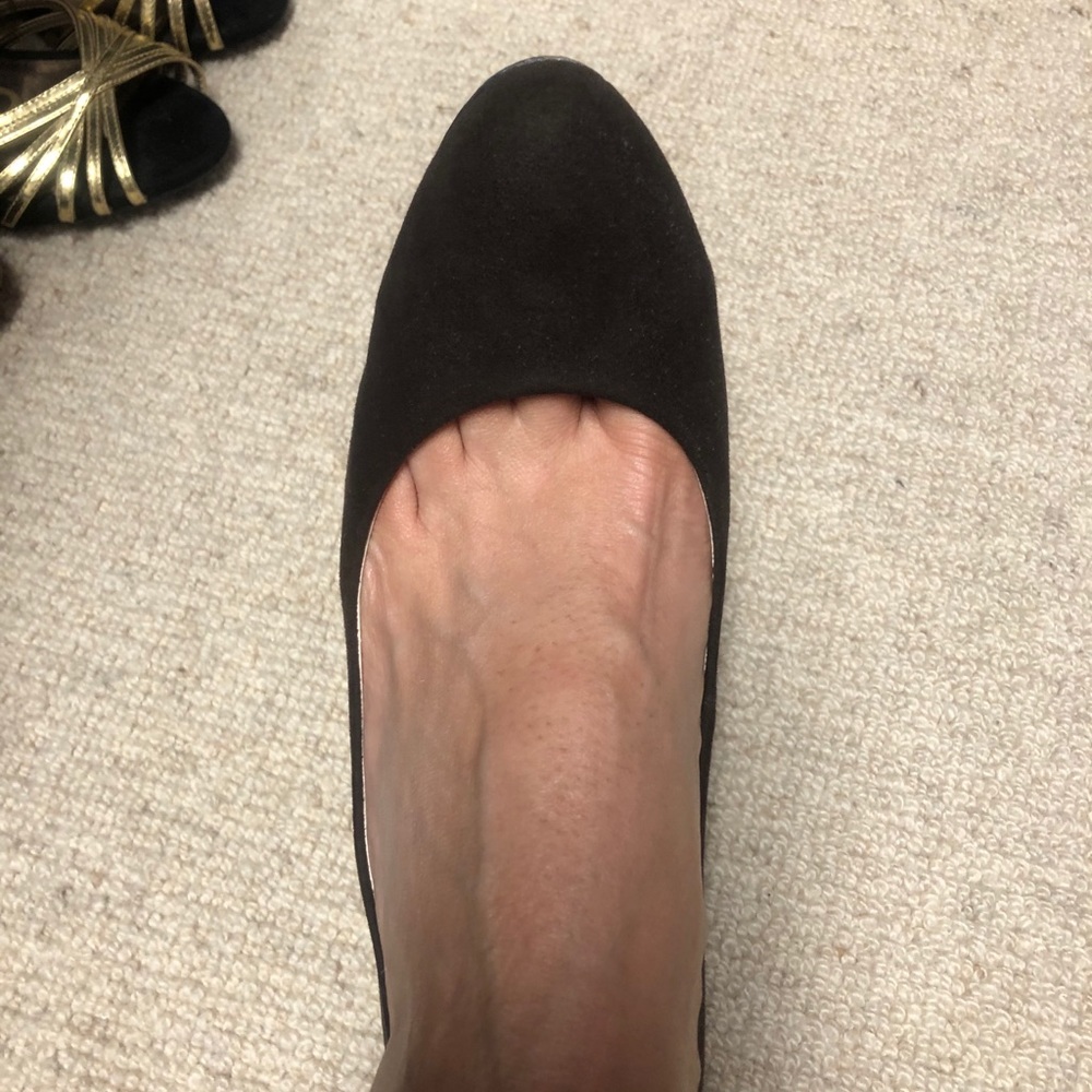 Calvin Klein Brown suede pump - Picture 7 of 7